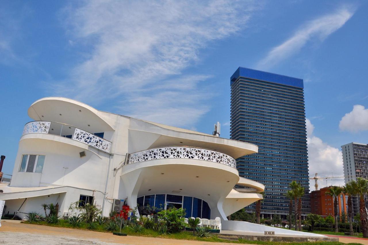 Orbi Beach Tower Aparts Batumi Ngoại thất bức ảnh
