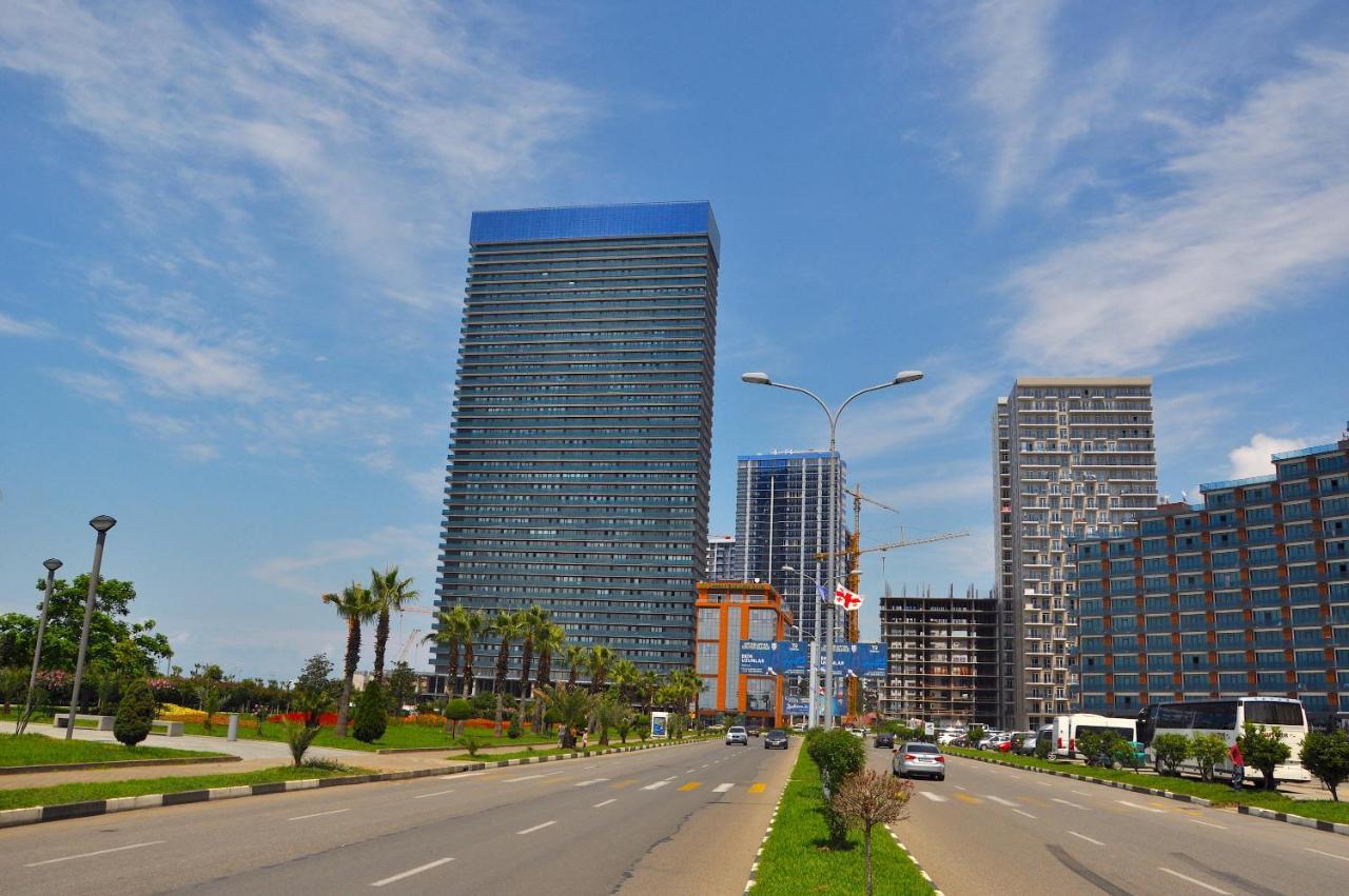 Orbi Beach Tower Aparts Batumi Ngoại thất bức ảnh