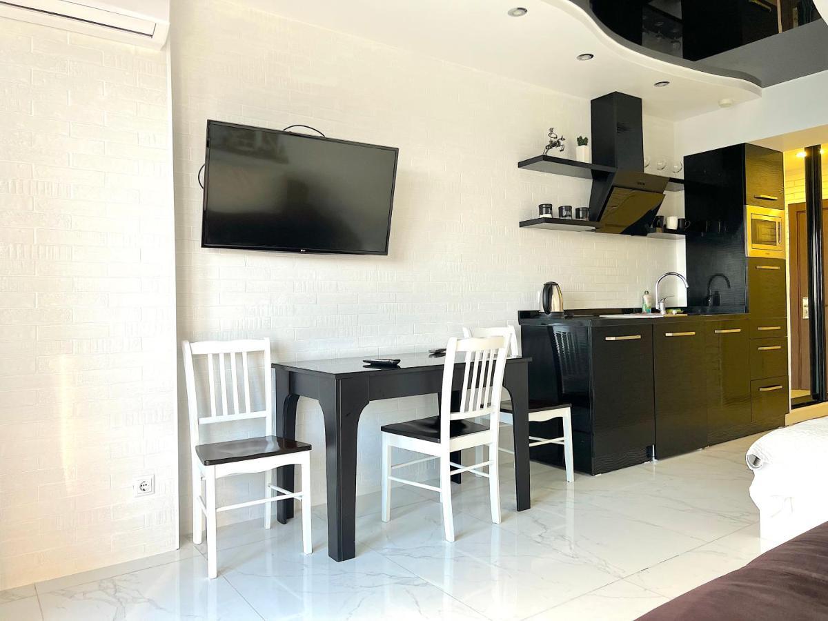 Orbi Beach Tower Aparts Batumi Ngoại thất bức ảnh