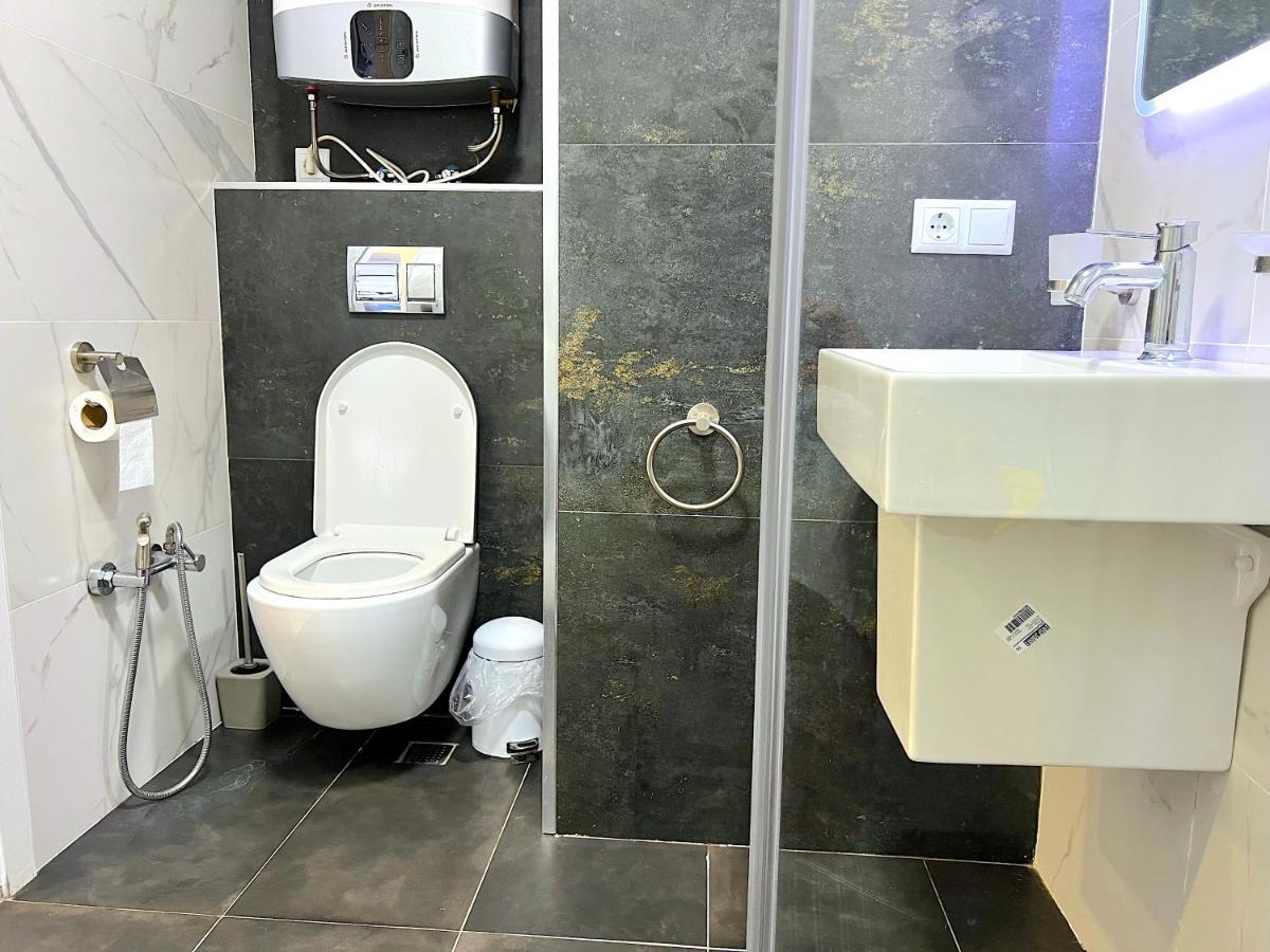 Orbi Beach Tower Aparts Batumi Ngoại thất bức ảnh