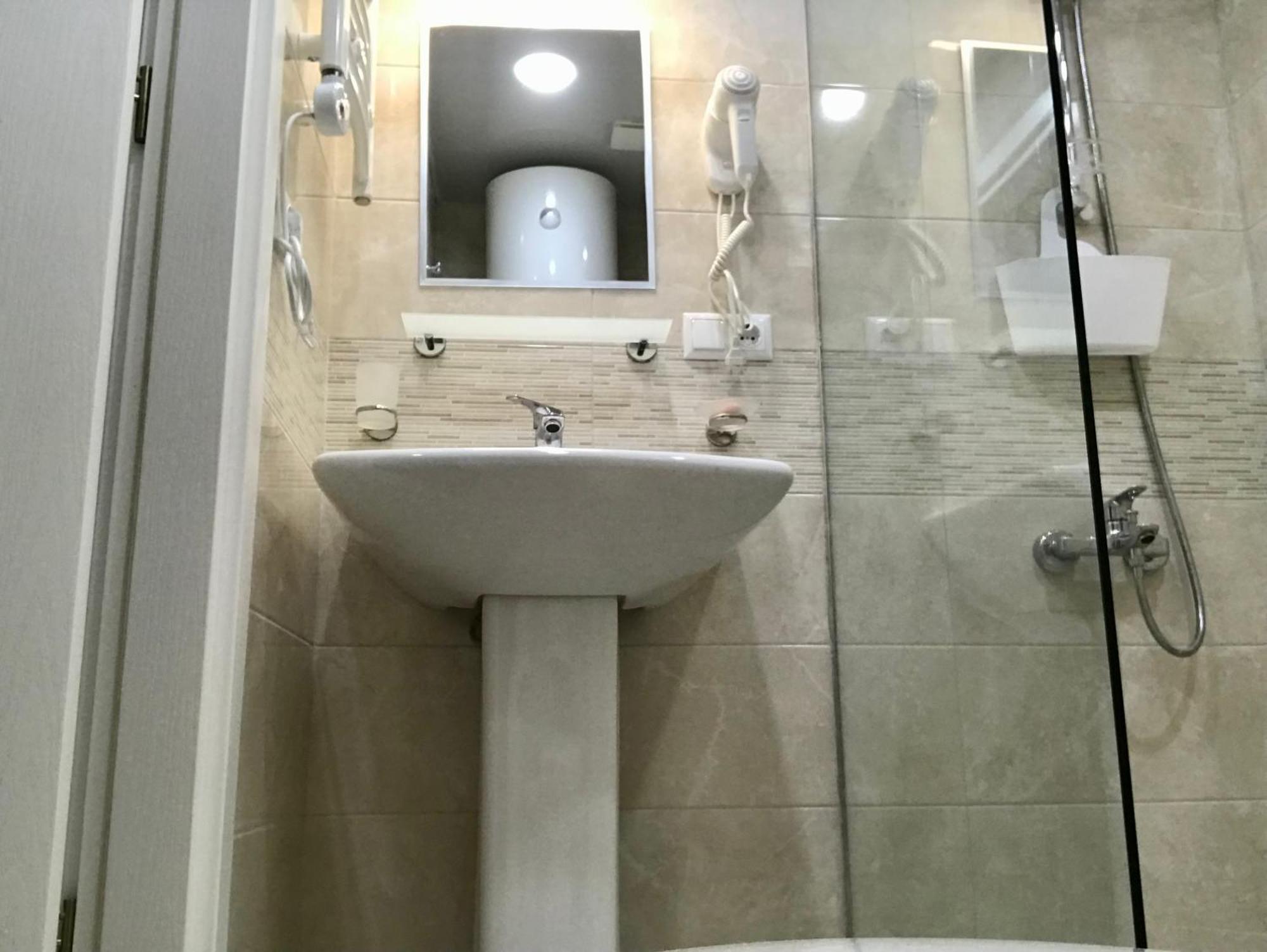 Orbi Beach Tower Aparts Batumi Ngoại thất bức ảnh