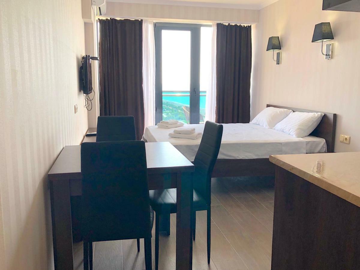 Orbi Beach Tower Aparts Batumi Ngoại thất bức ảnh