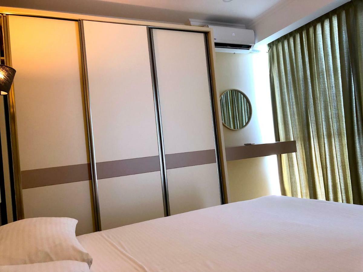 Orbi Beach Tower Aparts Batumi Ngoại thất bức ảnh
